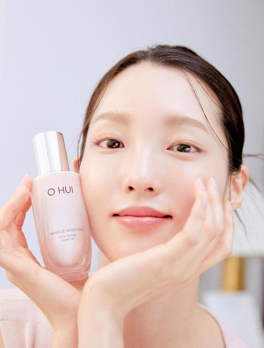 OHUI MIRACLE MOISTURE EMULSION 130ml