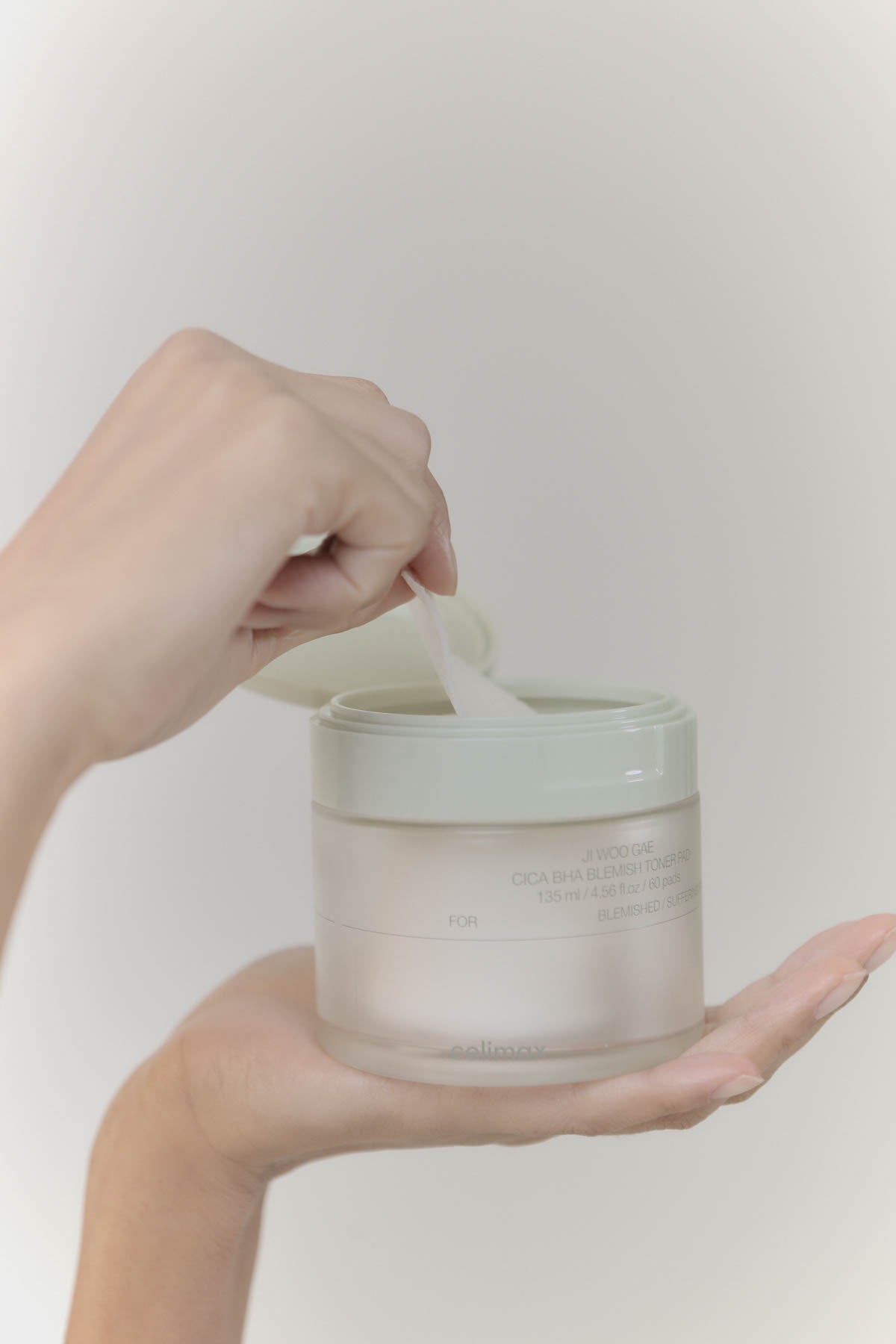 Celimax Ji Woo Gae Cica BHA Blemish Toner Pad 60pad