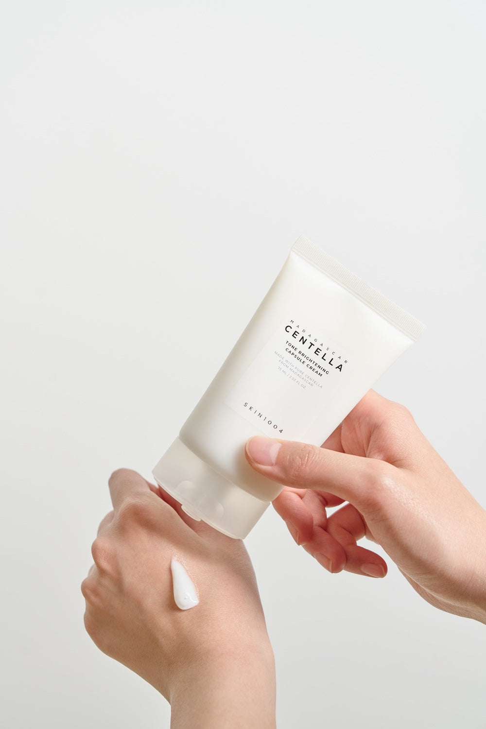 Skin1004 Madagascar Centella Tone Brightening Capsule Cream 75ml