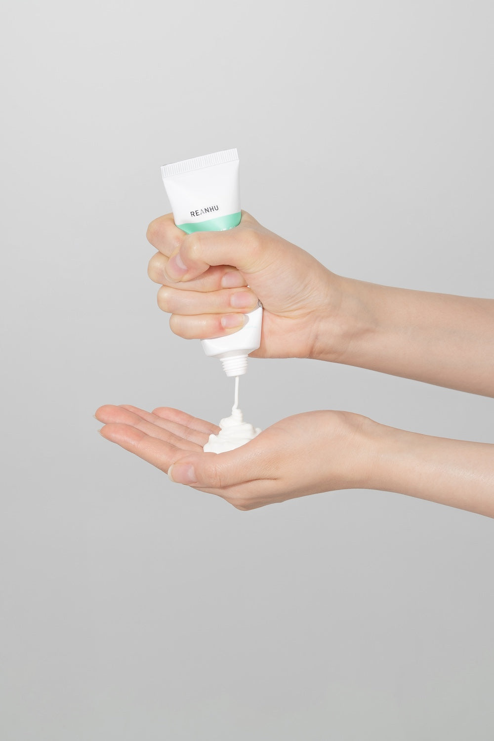 Dr.petit Reanhu Exosome-Cica Calming Sunscreen 50ml