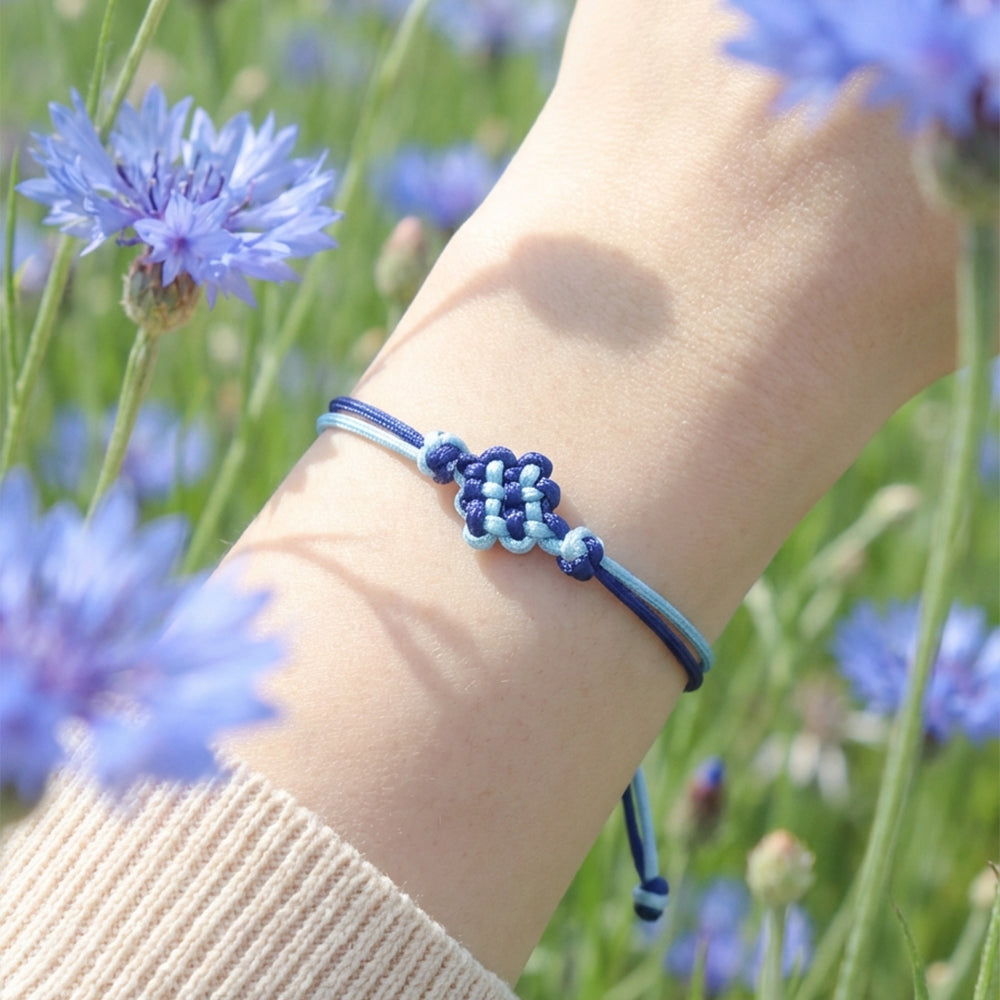 PyunkangYul Barrier Knot Bracelet